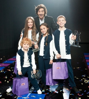 Владимир Дантес и его команда на шоу Маленькі гіганти