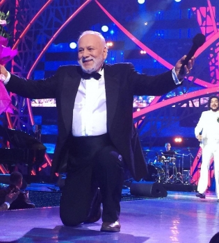 83-летний отец Киркорова расстался со своей женой?