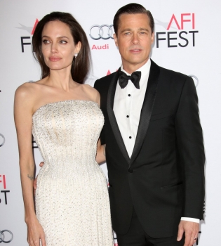 Старшего сына Анджелины Джоли назвали самым привлекательным подростком