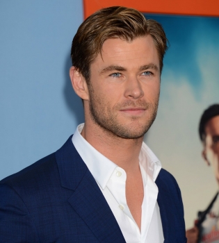 Крис Хемсворт мог лишиться звездоносной роли из-за своего брата