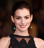 Энн Хэтэуэй беременна первенцем