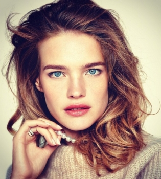 Наталья Водянова впервые показала в личном видео своих четверых детей