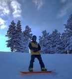 Зима пришла: Джастин Бибер отдыхает на горнолыжном курорте