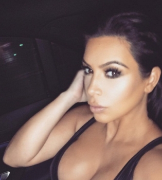 Очередные сложности: беременная Ким Кардашьян заболела гриппом