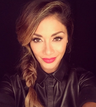 Николь Шерзингер впервые показала своих родителей