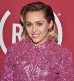 Эпатажная Майли Сайрус закрутила роман с Джаредом Лето?