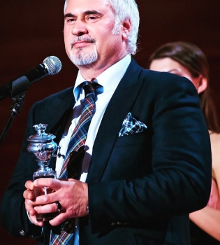 Валерий Меладзе и Альбина Джанабаева наконец-то поженились?