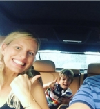 Супермодель Каролина Куркова впервые показала новорожденного сына