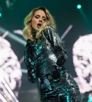 Loboda блистает в наряде от украинского дизайнера