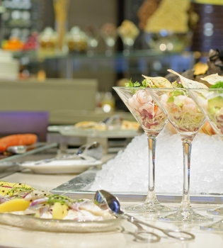 Предновогодний бранч в Гриль Азия