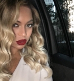 Редкие кадры: в сети появилось видео с выступления 7-летней Бейонсе