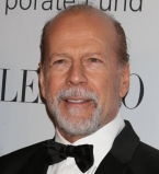 Фотофакт: Брюс Уиллис заметно постарел