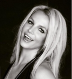 Бритни Спирс показала подтянутую фигуру, позируя в ванной