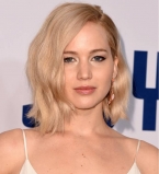 Стильные и успешные: Дженнифер Лоуренс и Брэдли Купер блистают на премьере в Нью-Йорке