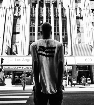 Иван Дорн разместил в интернете свой новый стих