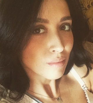 Молодая мама Анна Завальская поделилась впечатлениями от материнства