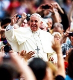 Папа Римский опубликовал свое первое селфи в Instagram