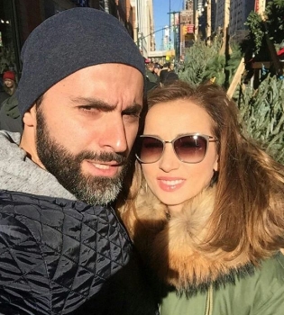 Очень трогательно: супруг Анфисы Чеховой поздравил ее с днем рождения нежным стихом