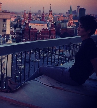 Земфира призналась, что не любит быть в толпе: &quot;Я вообще редко выхожу на улицу&quot;