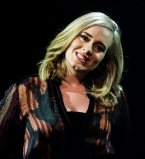 Адель: &quot;Если кто-то пытается нарушить приватность моей семьи, я превращаюсь в львицу&quot;