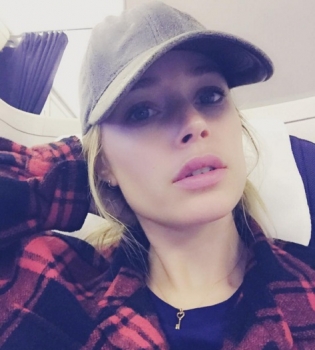 Зима пришла: Даутцен Крус учит сына кататься на сноуборде