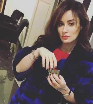 Телеведущая Тина Канделаки вышла замуж