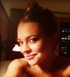 Линдсей Лохан растрогала поклонников фотографией с мамой