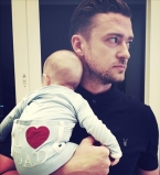 Папины поцелуи: Джастин Тимберлейк позирует с маленьким сыном