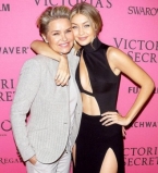 Мама Джиджи Хадид показала, какой супермодель была в детстве