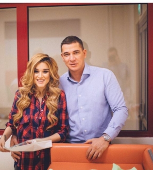 Молодая мама Ксения Бородина поделилась умилительным  семейным снимком