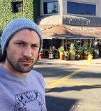 Экс-Холостяк Максим Чмерковский наслаждается отдыхом со своей невестой