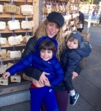 Праздники с семьей: Шакира опубликовала счастливые фото с близкими