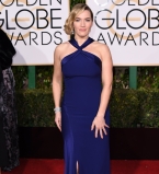 Звезды блистают на красной дорожке премии "Золотой глобус" в стильных нарядах.