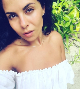 Смело: Настя Каменских поделилась обнаженным снимком