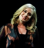 Автомобильное караоке: Адель спела песни Ники Минаж и Spice Girls