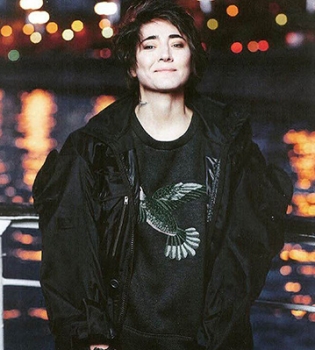 Неподражаемая Земфира снялась в стильной фотосессии для Numero