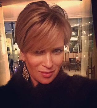 41-летняя актриса Олеся Судзиловская во второй раз стала мамой