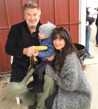 Алек Болдуин окрестил своего семимесячного сына