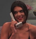 Кендалл Дженнер разыграла Ким Кардашьян в эфире телешоу