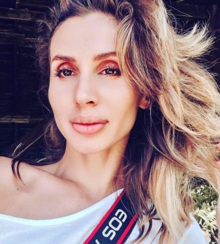 Молодая мама Светлана Лобода продемонстрировала сексуальную фигуру на отдыхе