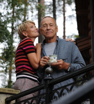 Мужа Высоцкой Андрея Кончаловского госпитализировали в больницу