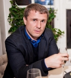 Сергей Ребров