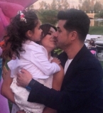 Ани Лорак с мужем и дочерью