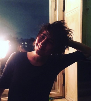 Земфира завела свой Instagram и сделала первое селфи