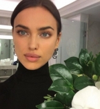 Неподражаемая Ирина Шейк блистает в стильном наряде Alexandre Vauthier