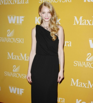 Свадьбы не будет: Светлана Ходченкова рассталась со своим женихом