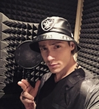 В Киеве жестоко избили участника группы Quest Pistols Show