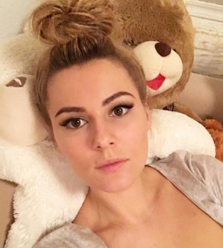 Мария Кожевникова показала, как выглядела до похудения