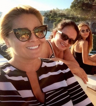 София Ротару с семьей