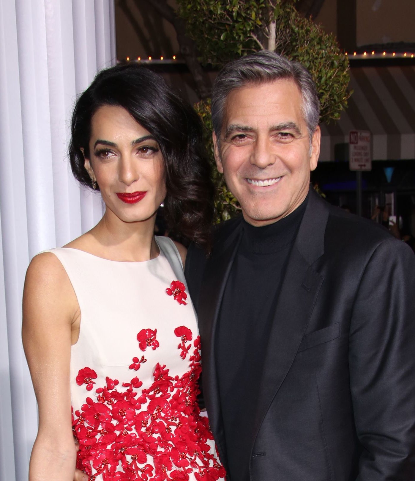 Счастливы вместе: Джордж и Амаль Клуни блистают на кинопремьере в Лос-Анджелесе